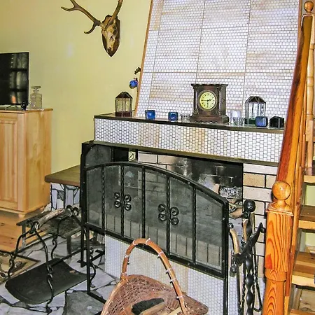 3 Bedroom Stunning Home In Grunwald *